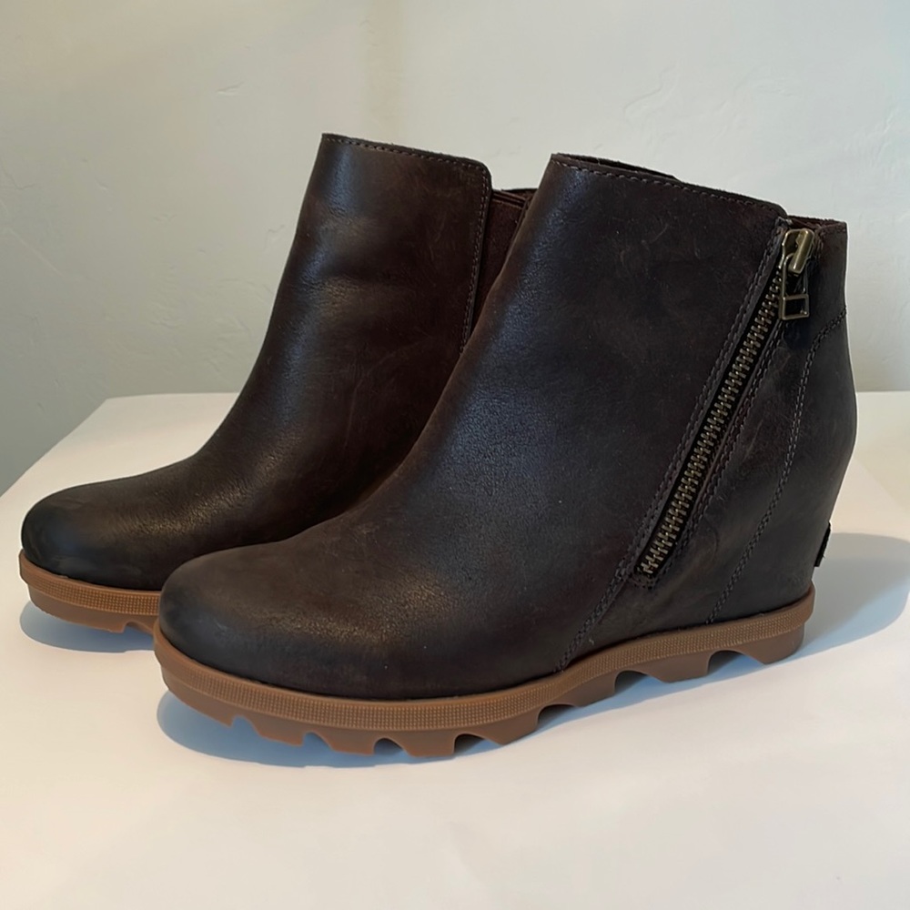 Sorel Joan of Arctic II Boots size 8